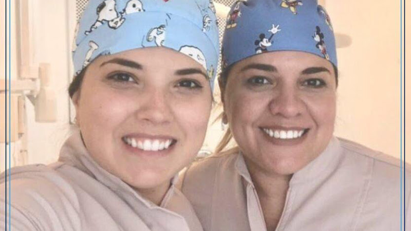 Foto 2 de Dra. Daniella Auday: Especialista em Implantes e Próteses Dentárias na Clínica de Referência