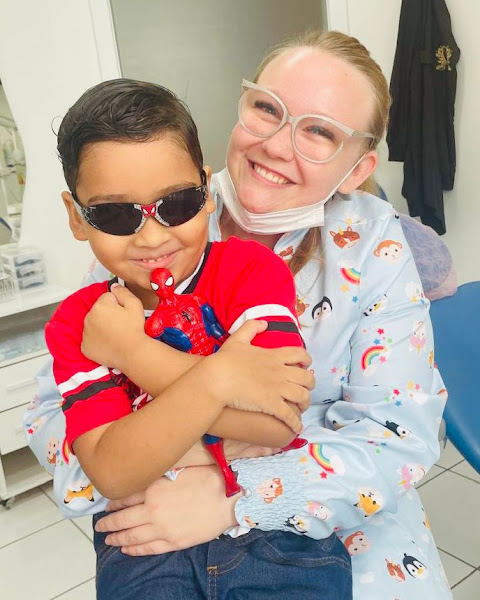 Foto 3 de Dra. Danielle | Dentista em Blumenau