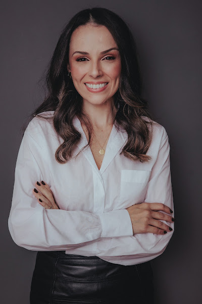 Foto 2 de Dra. Danielle Flor | Ortodontia especializada | Invisalign | Trindade - Florianópolis/SC