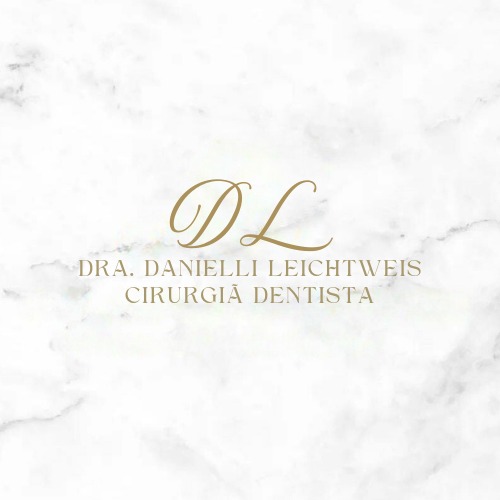 Foto 3 de Dra. Danielli – Clareamento Dental & Alinhadores Invisíveis