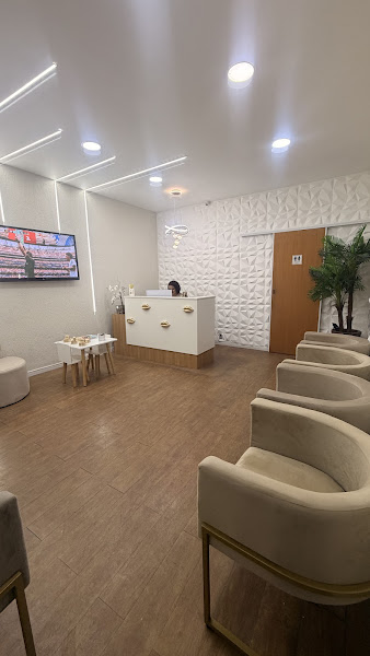 Foto 2 de Dra. Dayana Almeida | Implante Dentário | Clínica Odontológica | Dentista em Pilares RJ