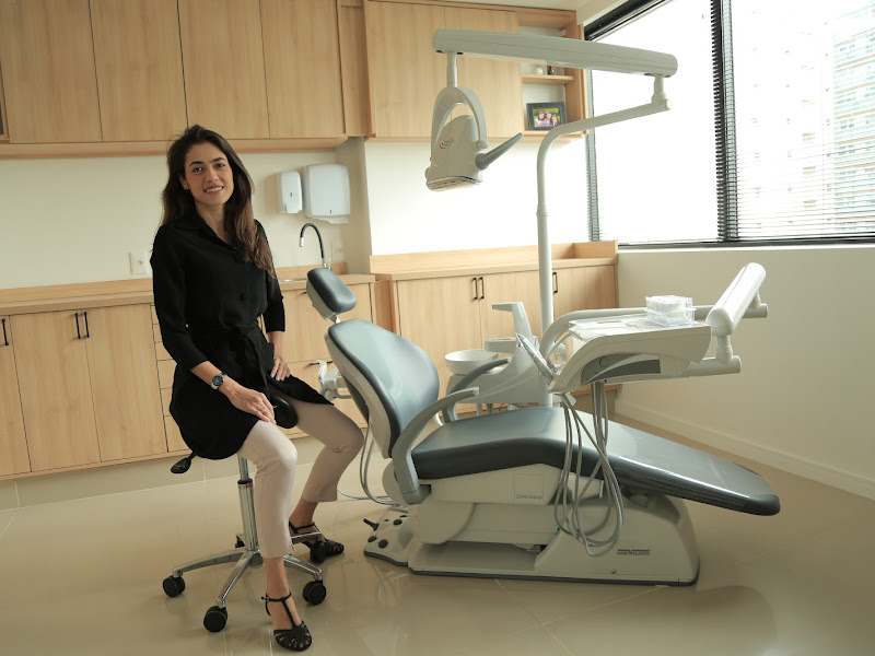 Foto 6 de Dra. Débora Carneiro Odontologia na Aclimação