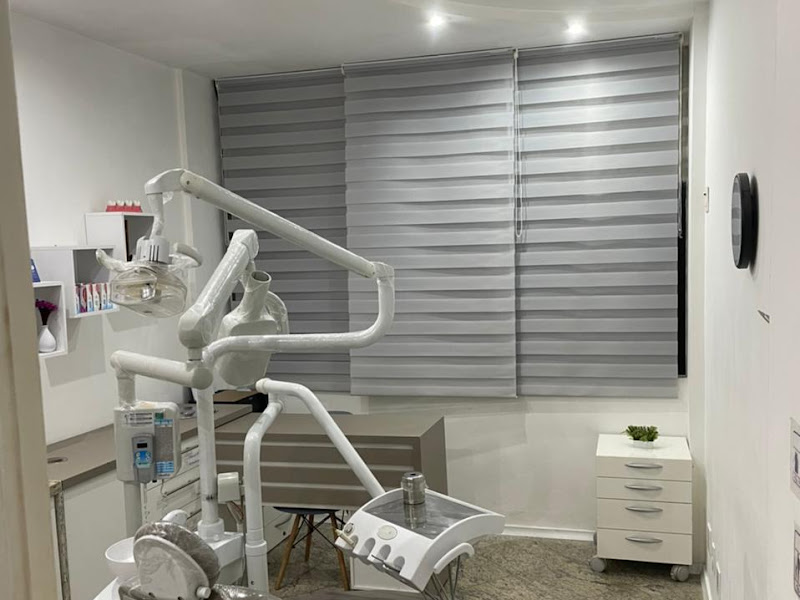 Foto 2 de Dra. Débora Cristina de Oliveira Rodrigues