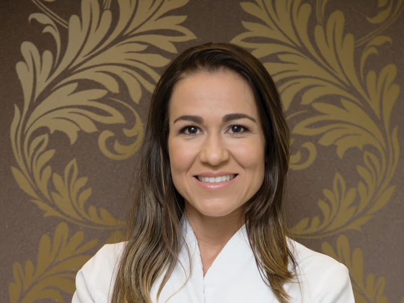 Foto 7 de Dra Denise Costa Dentista Caxias do Sul RS Tratamento de Canal, Ozonioterapia e Harmonização Facial