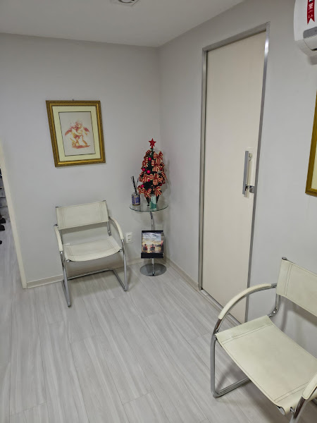 Foto 3 de Dra. Denise de Paula Pires - Odontologia