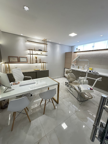 Foto 3 de Dra. Denise Soares - Odontologia Especializada