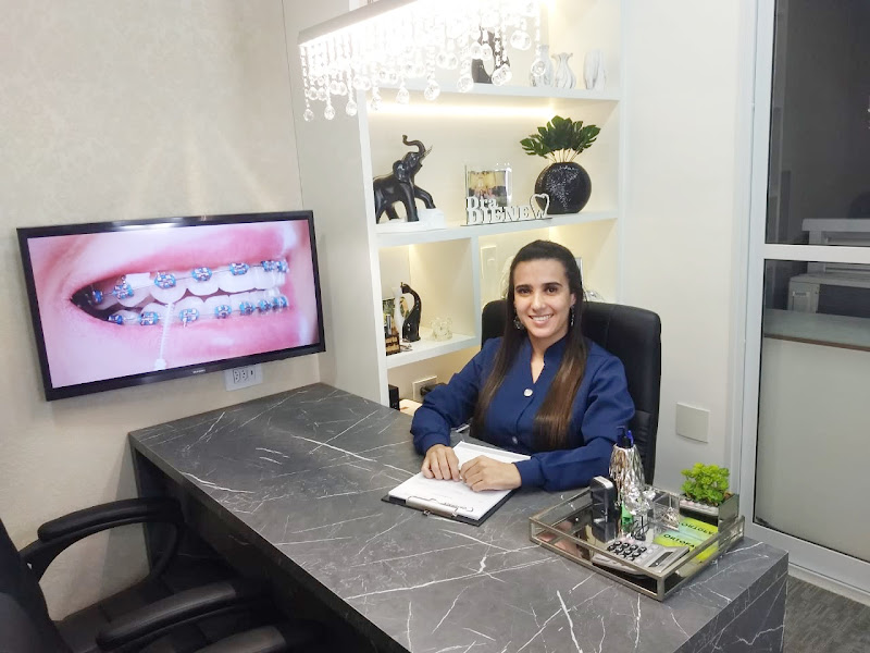 Foto 2 de Dra. Diene Cougo