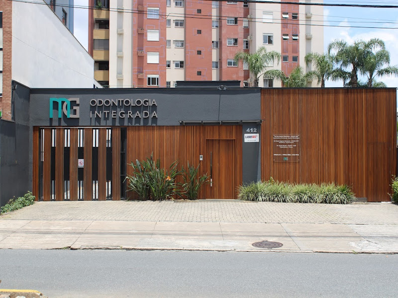 Foto 7 de Dra. Djulia Cassia Luksik - Dentista Joinville