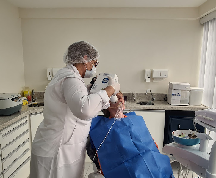 Foto 2 de Dra Edna Barreto, Cirurgiã Dentista, Ortodontia, HOF