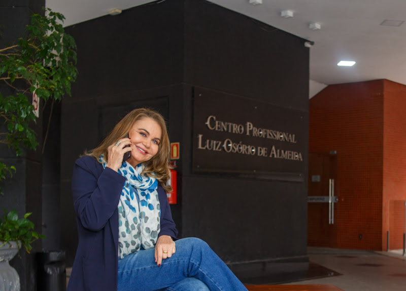 Foto 3 de Dra. Elaine C. Camargo . Estomatologista