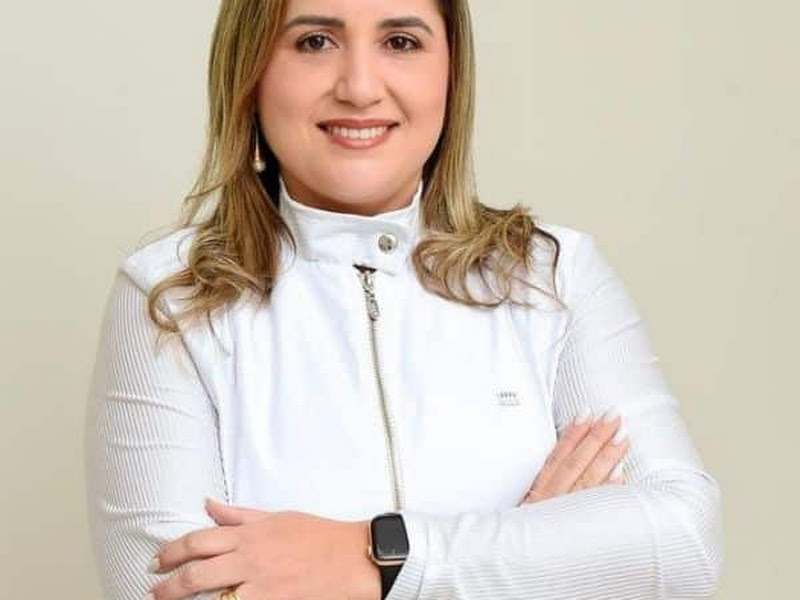 Foto de Dra Elaine Nunes Mota | Especialista em Ortodontia, Periodontia em Tangará da Serra