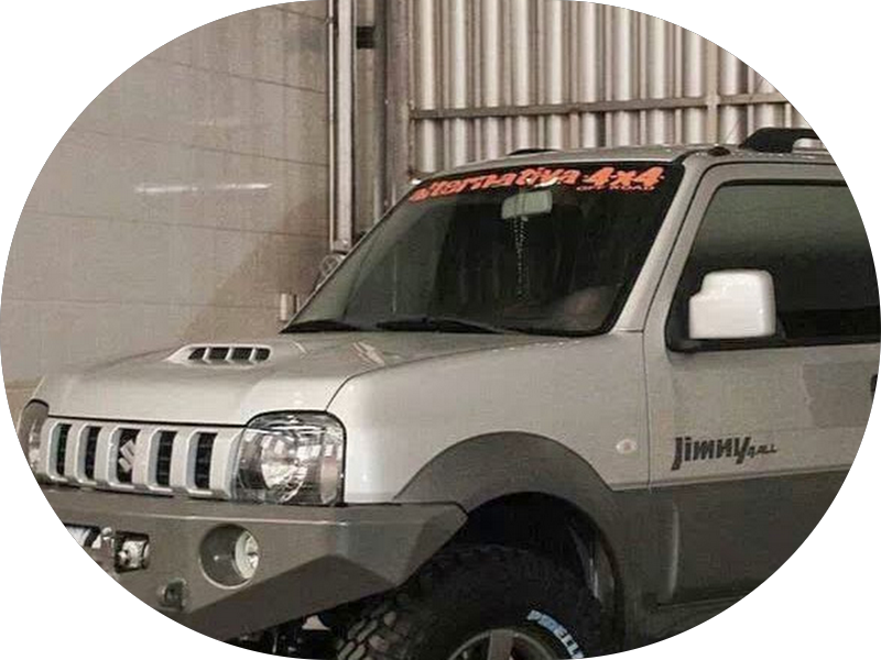 Foto 2 de Dra Elcia Bravin - Microscopia Endodôntica e Harmonização Orofacial