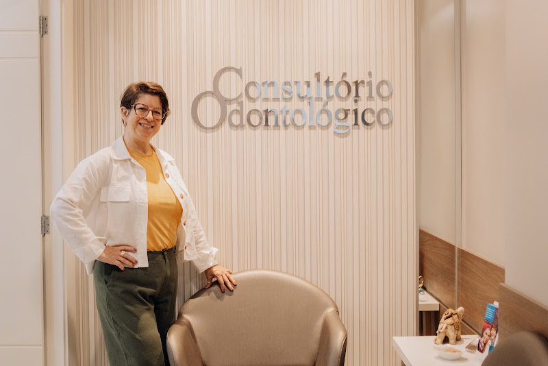 Foto 2 de Dra.Eliane Zeni - Odontologia Integrativa