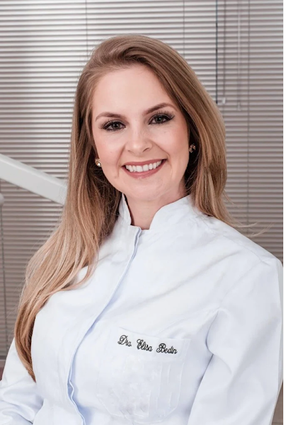 Foto 3 de Dra. Elisa Bedin - Cirurgiã Dentista / Endodontista