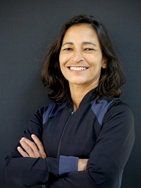 Foto 3 de Dra. Elisângela Crence l Dentista Especialista em Periodontia