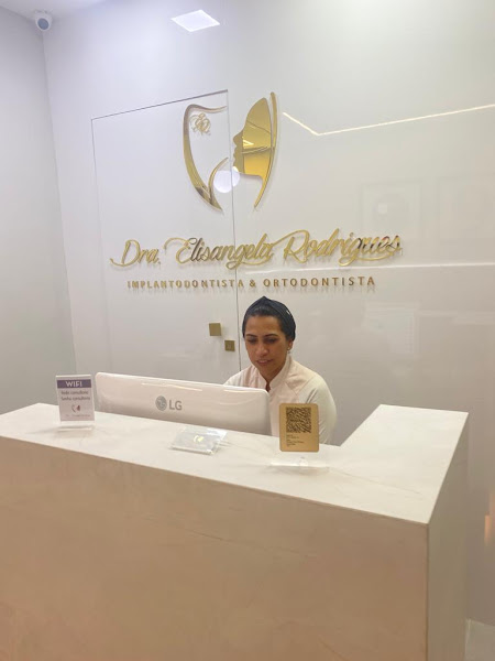 Foto 2 de Dra. Elisangela Rodrigues