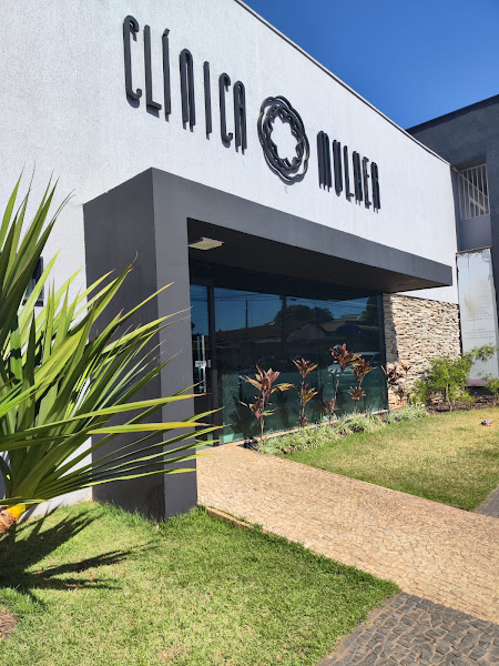 Foto 2 de Dra. Ellen Correa - Harmonização Orofacial em Trindade