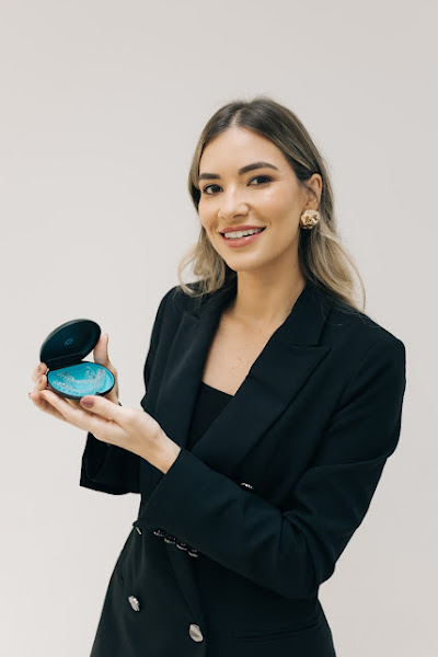 Foto 2 de Dra. Emanuelle Morais - Dentista em Santos