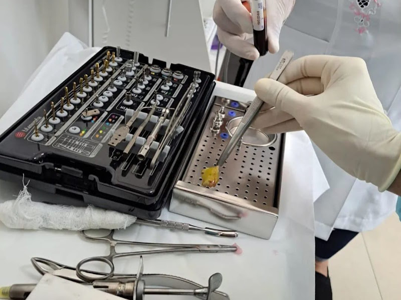 Foto 8 de Dra. Emanuelle Morais - Dentista em Santos