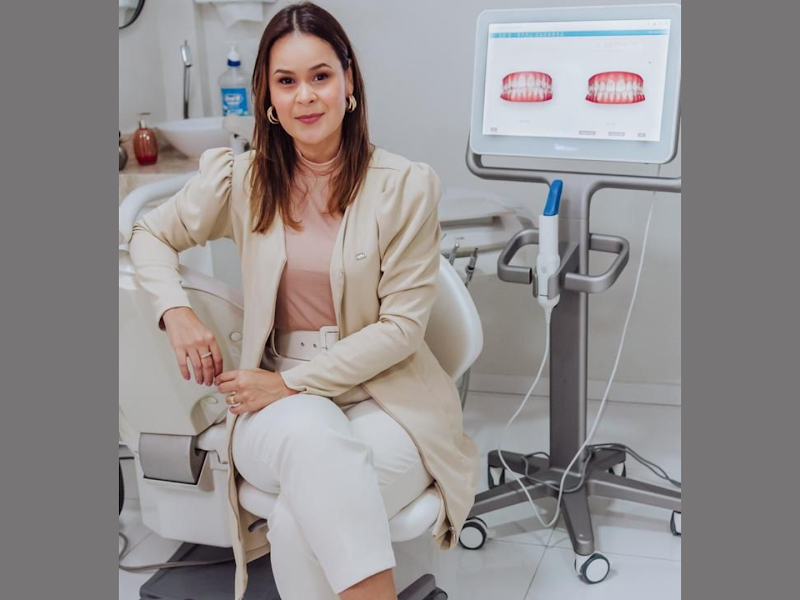 Foto 7 de Dra. Emiliata Alberice - Dentista - Lauro de Freitas - Prótese Dental