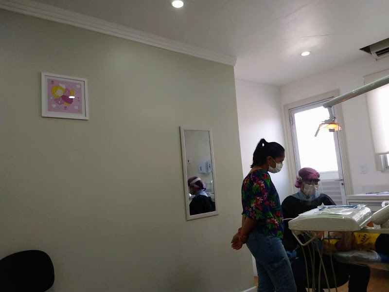 Foto 3 de Dra. Emily de Morais - Odontopediatra