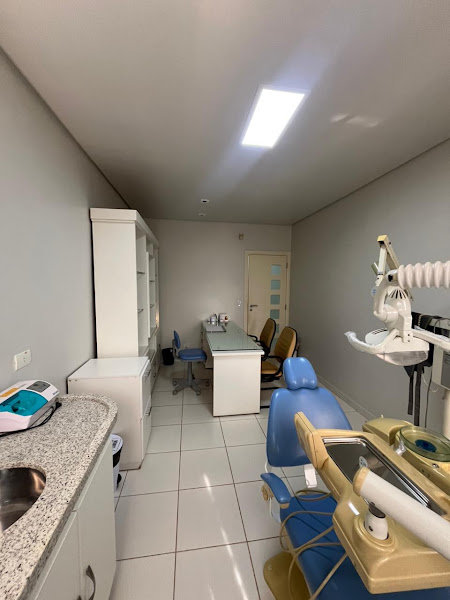 Foto 2 de Dra. Ênile Cristina | Dentista