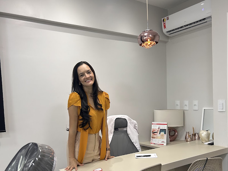 Foto 8 de Dra. Erica Andrade Pimenta - Dentista em Lauro de Freitas