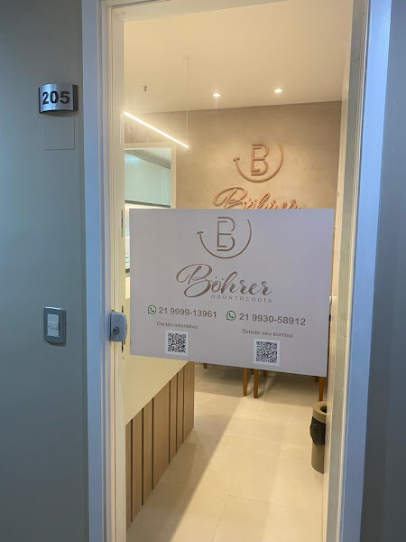 Foto 3 de Dra Erika Bohrer Ortodontia Invisalign Doctor