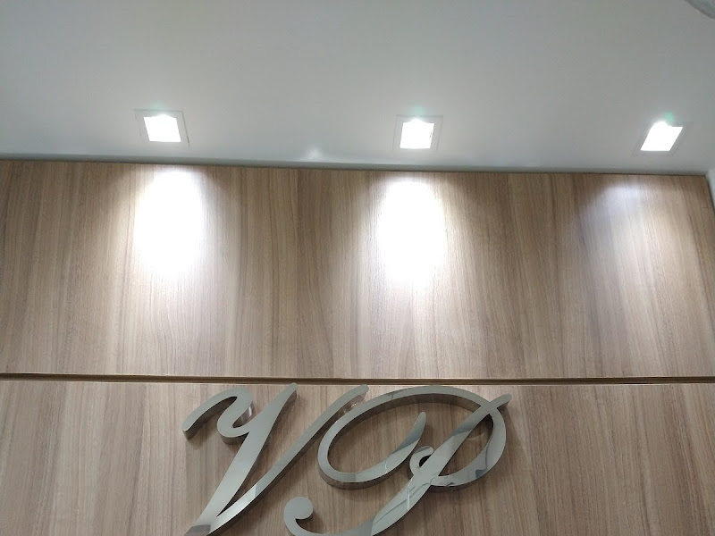 Foto 8 de Dra. Erika Padula, Dentista na Vila da Penha Clareamento Dental Harmonização facial, Implante Oral e Ortodontia