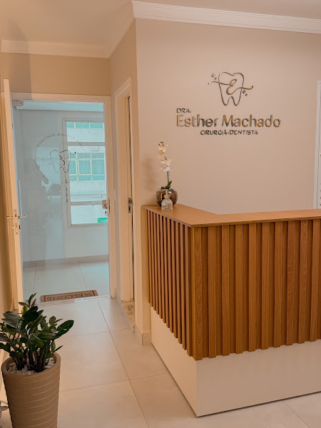 Foto 3 de Dra. Esther Machado | Cirurgiã-dentista | Guarulhos