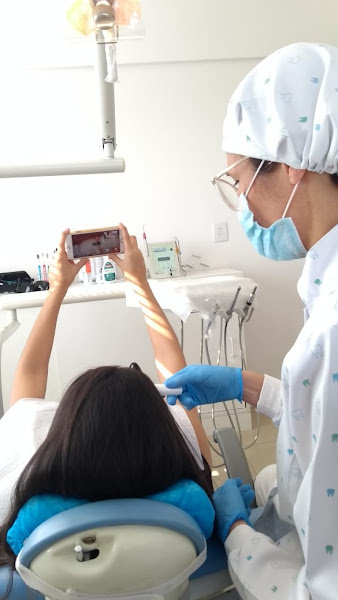 Foto 2 de Dra. Eveli Caravelli Odontologia e Harmonização Orofacial