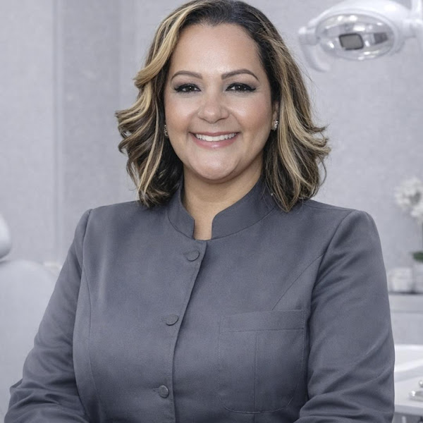 Foto 2 de Dra. Evelin Almeida - Perícia Odontológica