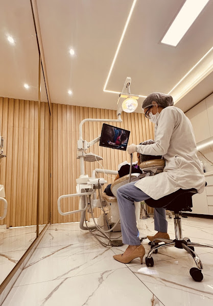 Foto 3 de Dra Evely Landim