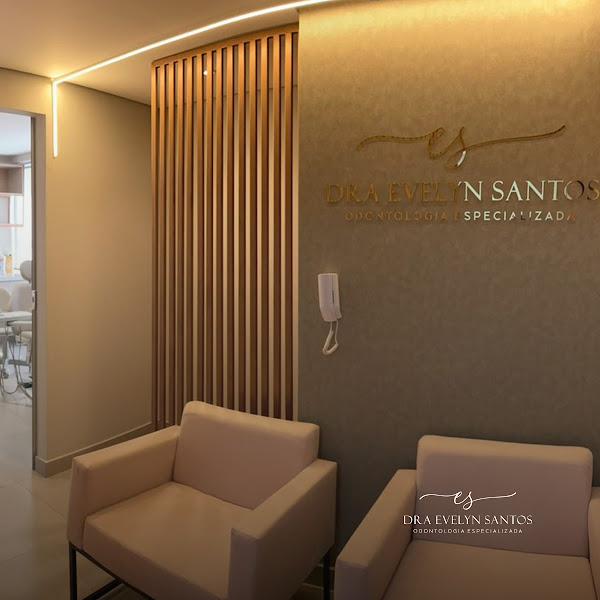Foto 3 de Dra Evelyn Santos - Odontologia Especializada