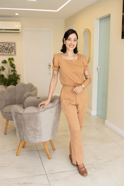 Foto 2 de Dra Even Santos Dentista