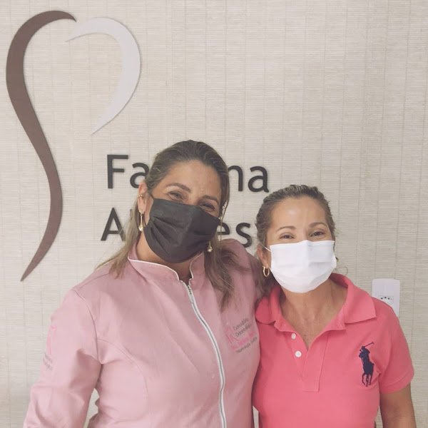 Foto 2 de Dra. Fabiana Álvares -Odontologia e Bem Estar