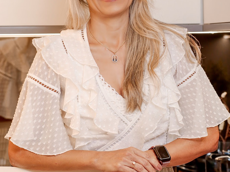 Foto 8 de Dra. Fabiana Nunes Leite - Facetas de resina em Petrolina | Periodontista em Petrolina