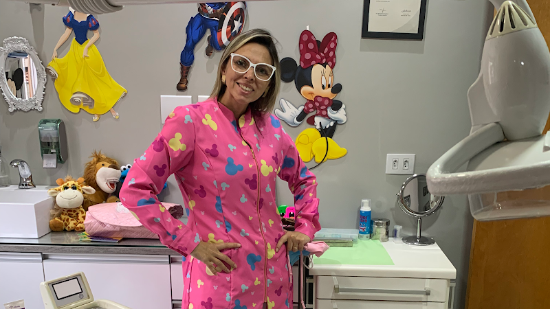 Foto 2 de Dra. Fabiana Ribeiro de Carvalho Campos - Odontopediatra e Ortodontista