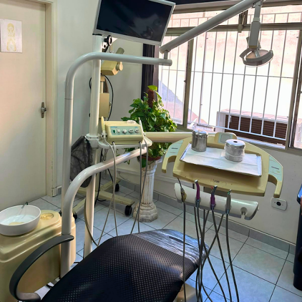 Foto 3 de Dra Fabiola Cardi - Odontologia