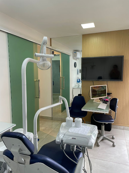 Foto 3 de Dra. Fabiula Dantas Barbiero - Renovare Odontologia Especializada