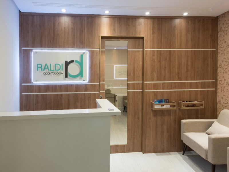 Foto 9 de Dra. Fabricia Stabile | Dentista em São José dos Campos |