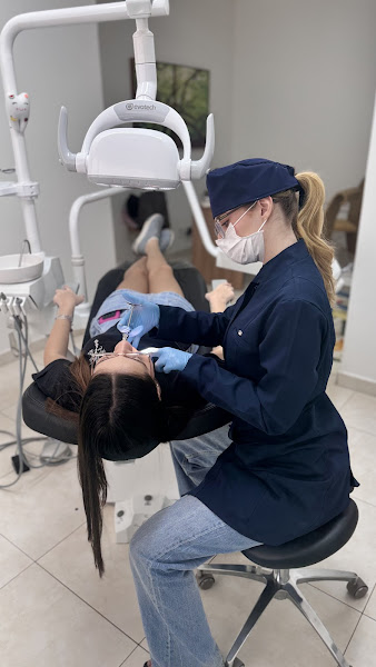 Foto 2 de Dra. Fernanda Aguiar