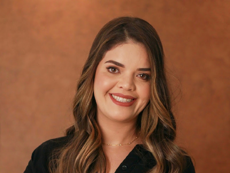 Foto de Dra. Fernanda Carneiro