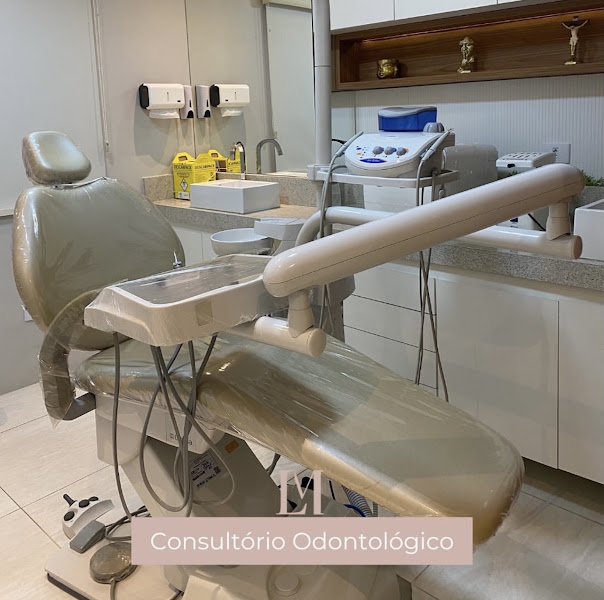 Foto de Dra Fernanda Costa - Cirurgiã-Dentista especialista em Cirurgia Bucomaxilofacial