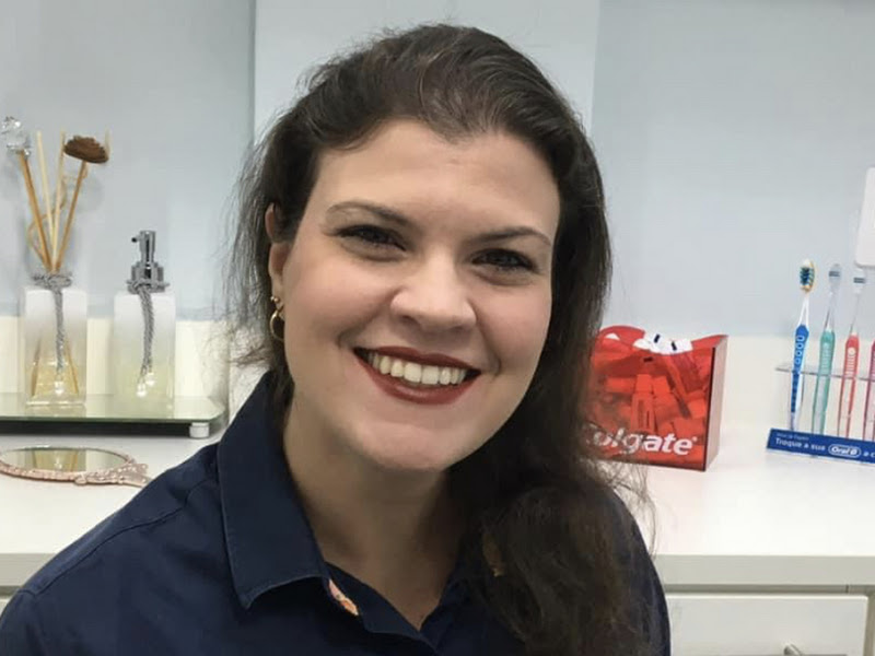 Foto de Dra Fernanda da Rosa - Cirurgiã-Dentista: Clínica/Endodontista/Implantodontista