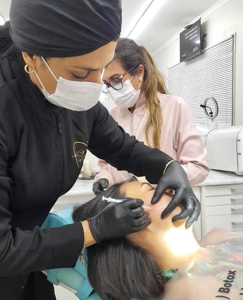 Foto 2 de Dra Fernanda Fontão - Ultraformer em São José do Rio Preto - Lente de Resina dental em São José do Rio Preto - Bigode Chinês