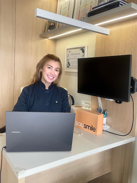 Foto 3 de Dra. Fernanda Franco - Cirurgiã-Dentista