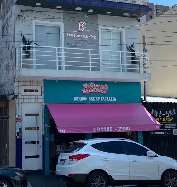 Foto 3 de Dra. Fernanda Gelk - Implantes e Lentes - Penha SP