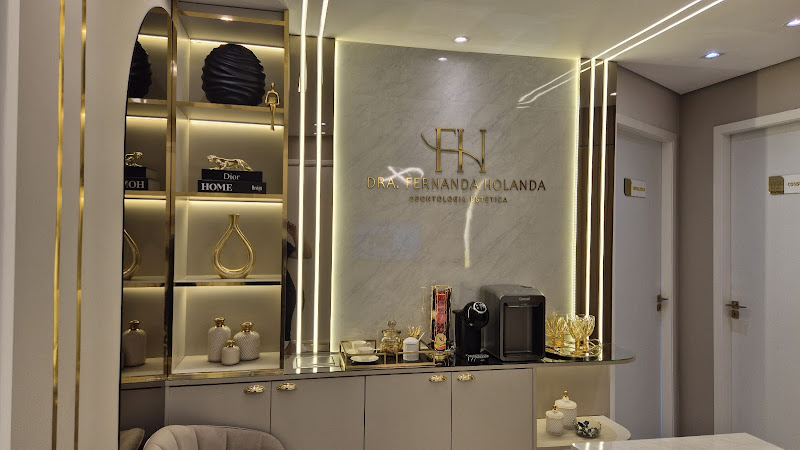 Foto 2 de Dra Fernanda Holanda Odontologia Estética