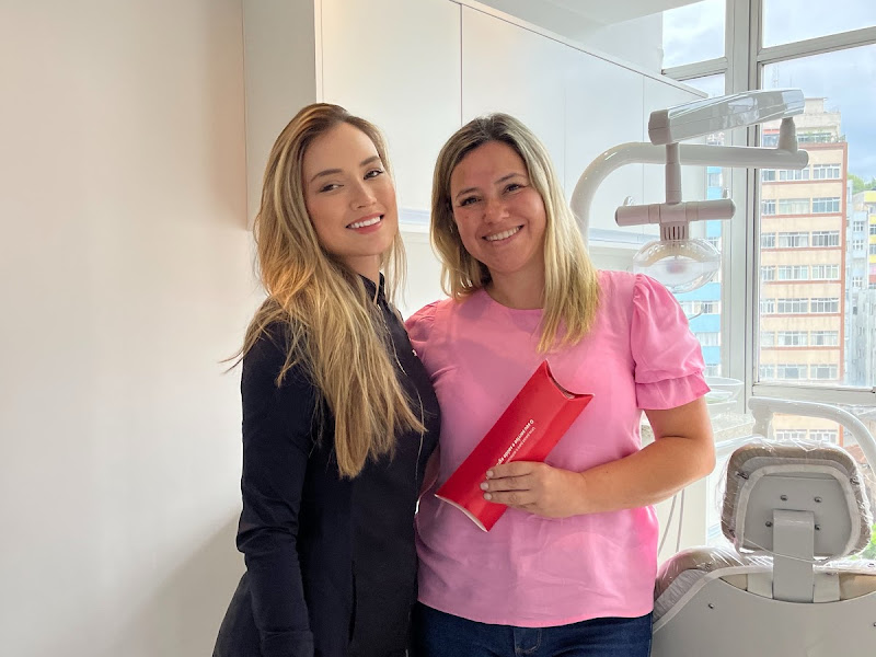 Foto 3 de Dra Fernanda Justen - Cirurgiã dentista